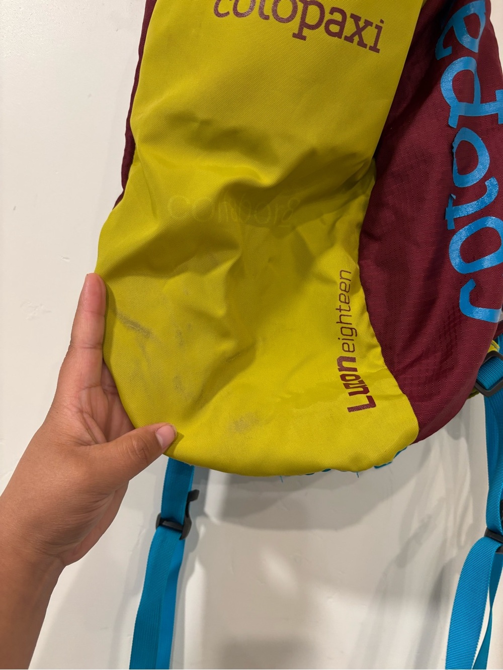 Cotopaxi Luzon Eighteen Del Dia 18L Hiking Backpack Multicolor Lightweight Logo - Picture 2 of 7